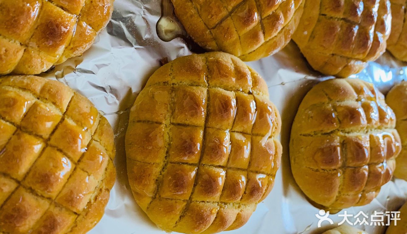 玉米面葵花饼很多朋友说看起来像菠萝包