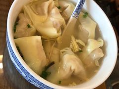 -笑来喜馄饨小笼工坊店(湖滨街店)