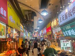 -观音桥步行街