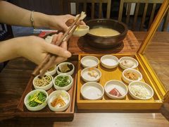 -良米山·云南野生菌过桥米线(上海首店)