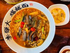 -李犟大爆鳝面·手工蟹黄包(湖滨西湖店)