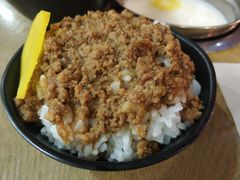 卤肉饭-伊人锅·魔石泡泡鱼
