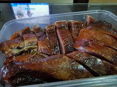 -狗撵鸭(泰山公寓店)