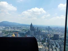 -云中捞高空旋转餐厅(商茂世纪广场店)