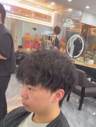 点击看大图 -藤野造型烫染·漂发