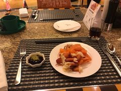 -上海西藏大厦万怡自助餐厅(徐汇店)