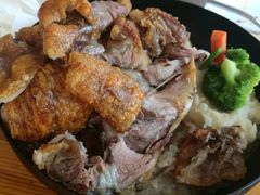 -LENBACH兰巴赫西餐啤酒坊(大连星海广场店)