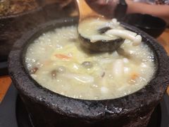 石锅小煮鲜杂菌-敏珠拉姆藏餐·南京厨房(富春江东街店)