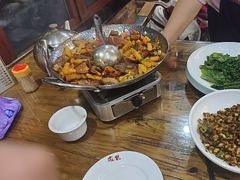 -老唐三下锅 ·张家界地标美食(溪布街店)