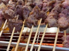 -哈尔滨小酒馆·鲜肉现穿自助烧烤(康新花园店)
