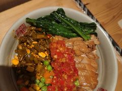 -呼啦面馆·头牌豌杂面(珠江国际B区店)