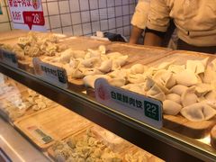 冬菇马蹄肉馄饨-袁记云饺(友谊路店)