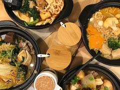 -Hi Joopo Hot Pot 吉阿婆麻辣烫