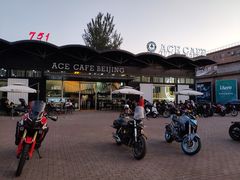 门面-十二小节BAR·COFFEE·ACE&CLUB·火车咖啡厅(751店)