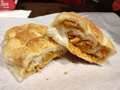 咸蛋超人-木子木水日式烫面包(中盛店)