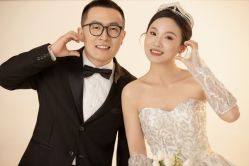-MAO亲爱的猫婚纱摄影工作室