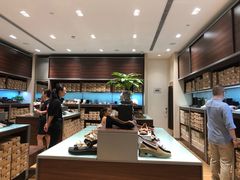 -UGG(燕莎奥特莱斯购物中心店)