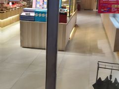 -顶东面包花园·生日蛋糕(世博店)
