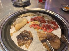 -哈哈碳都·牛肋条无限自助烤肉(台江万达店)
