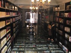 店内环境-钟书阁(松江泰晤士小镇店)