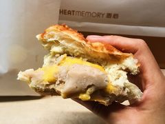 芋泥蛋黄流心吐司-麦陌(正弘城店)