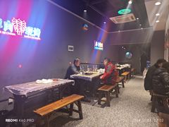 -老街烧烤大排档·地道湖北菜·龙虾馆(汉口火车站店)