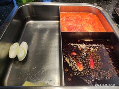 -重庆九记老火锅(广场店)