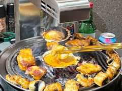 -围炉肉舍•炭烤活鳗•丹东海鲜烤肉(步行街店)