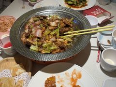 -小鱼小牛(世欧广场店)