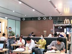 大堂-麦当劳(北京大兴机场二层国内到达(安检外)店)