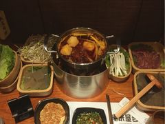 -独食火锅·半米屋台(直营总店)