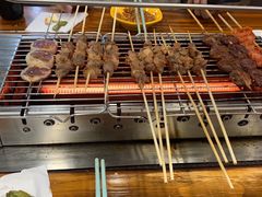 -哈尔滨小酒馆·鲜肉现穿自助烧烤(康新花园店)