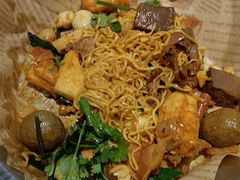 -红渡小香·牛肉麻辣香锅(车站南路店)