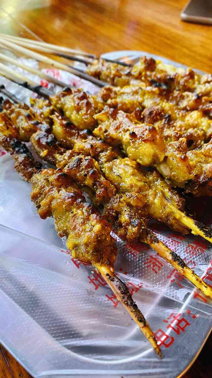 二刷海比尔 这家宝藏烧烤店的地址估计大部分食客都不知道,其实就在老