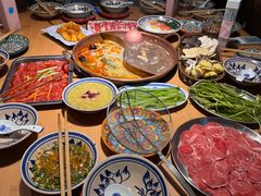 -洱火云南酸菜牛肉火锅(石景山当代商城店)