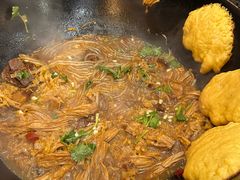 铁锅炖排骨-70後铁锅炖(坡博总店)