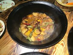 -山里屯铁锅炖(哈尔滨中央大街店)