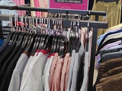 -唯品会(北京国瑞城店)