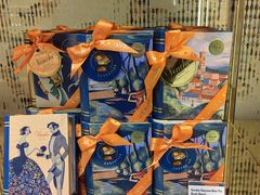 -VENCHI 闻绮(北京国贸商城店)