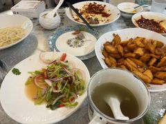 -汗腾格里·风味餐厅(新疆驻京办店)