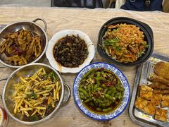 -江城燕子大排档(江汉路步行街店)