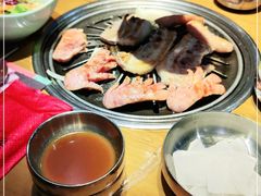 -老炉家木炭烤肉(长江国际店)