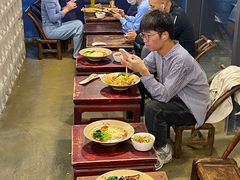 -方铲铲·成都板凳面(滨江银泰店)