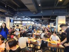-胖东来生活广场(健康路店)