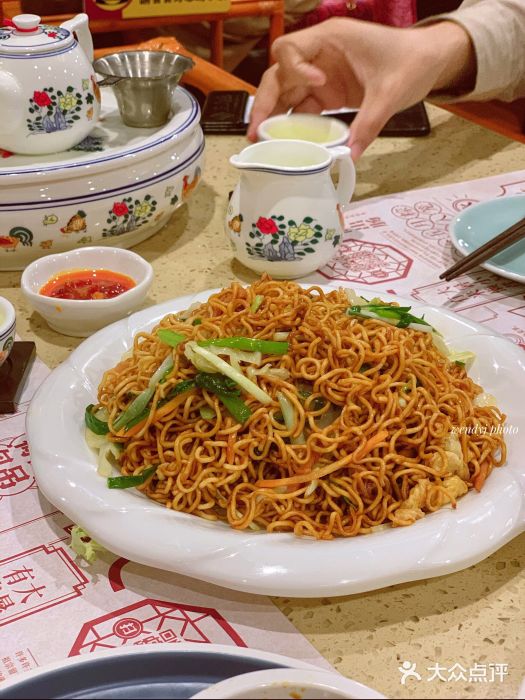 点都德(春熙路群光广场店)豉油皇三丝炒面图片
