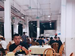 大堂-标记美食新鲜猪杂(兴南大道店)