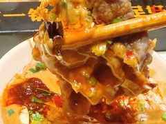 -老牌坊云南鱼豆花火锅(哈西万达店)
