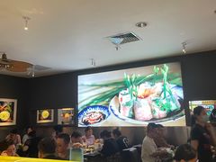 -大头虾越式风味餐厅(光明广场店)