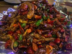 -临界音乐酒馆·小龙虾·江湖菜(华熙LIVE·鱼洞店)