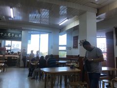 大堂-十二忠手拉面(中华路店)